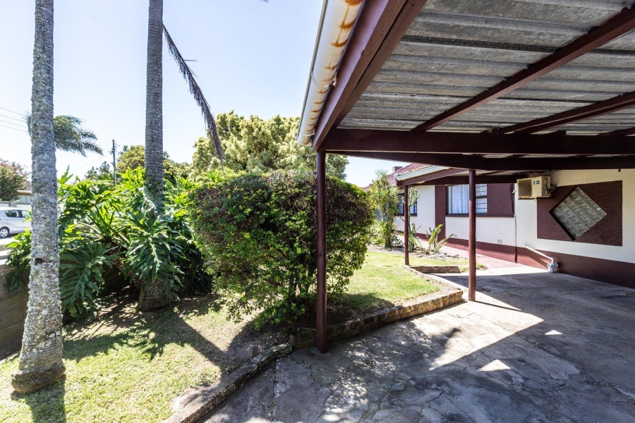 4 Bedroom Property for Sale in Beacon Bay Eastern Cape